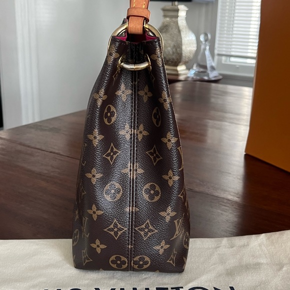 SOLD- Authentic Louis Vuitton Graceful PM - Picture 12 of 16